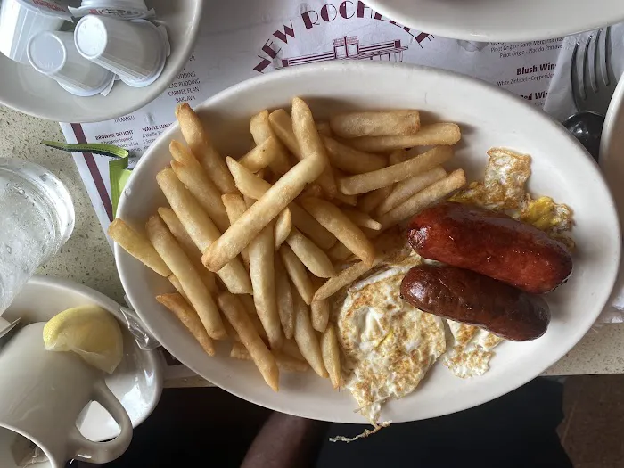 Golden Eagle II Diner Picture 9