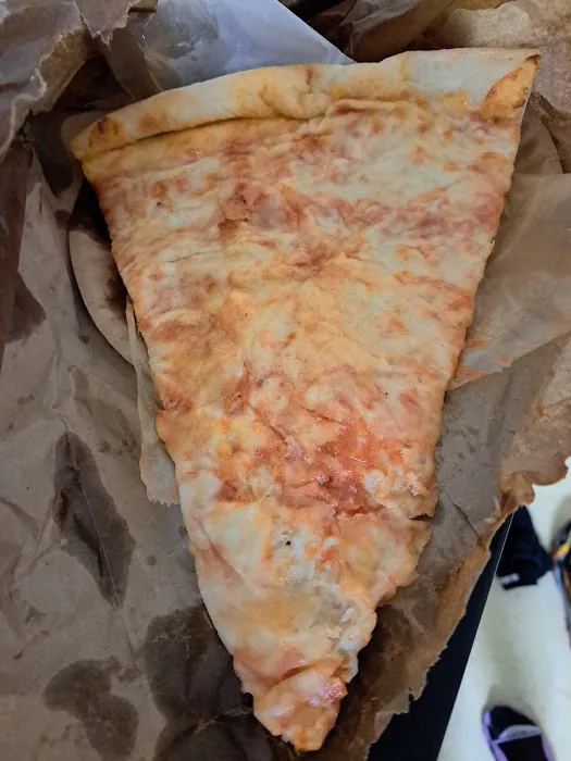 Luigi's Pizza & Pasta Picture 4