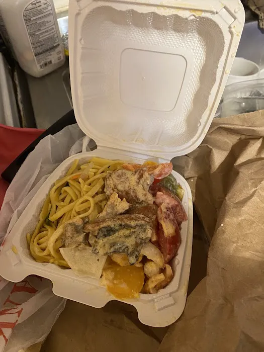 Flamin' Wok Jamaican Chinese and Seafood Picture 10