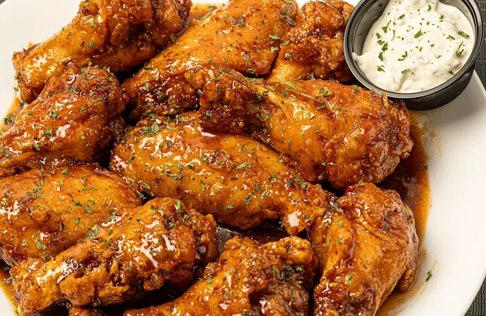 Sauce Boss Wings Picture 5