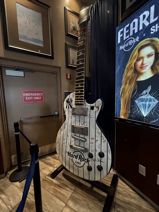 Hard Rock Cafe Picture 3