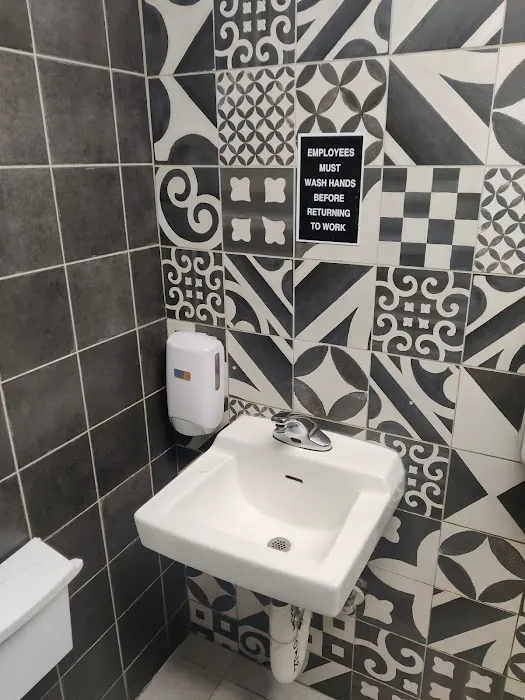 Taco Bell Cantina Picture 7