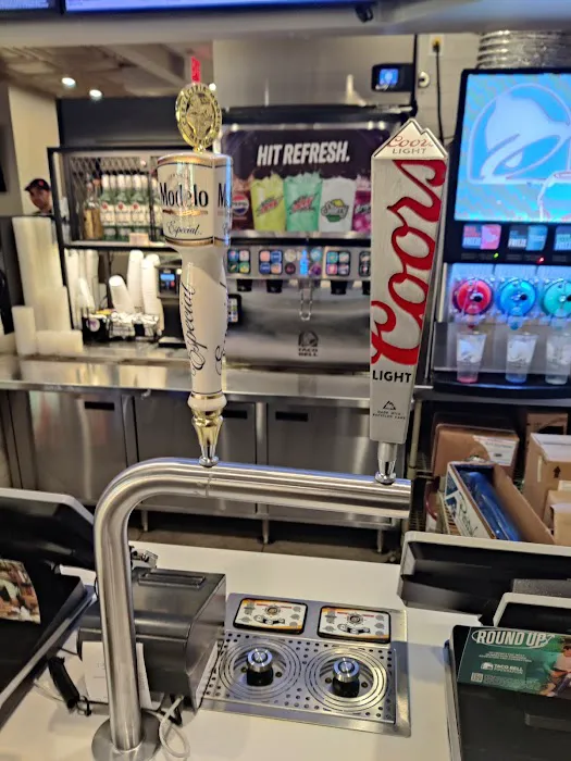 Taco Bell Cantina Picture 9