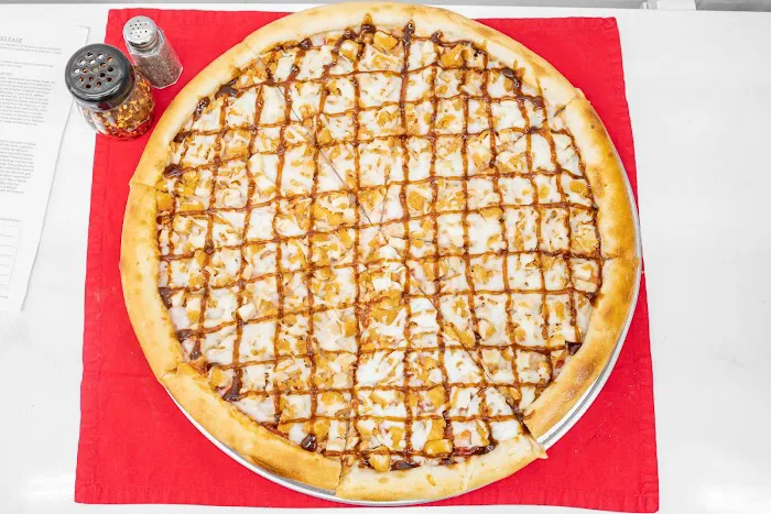 Yankees 99¢ Hot Pizza Picture 8