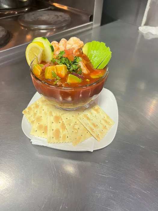 Deli Taqueria Xochitlalli Picture 5