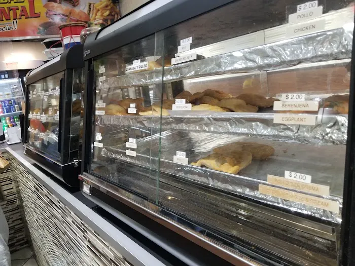Empanadas Monumental Picture 1