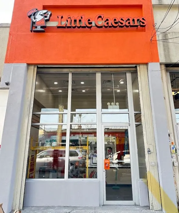 Little Caesars Pizza Picture 2