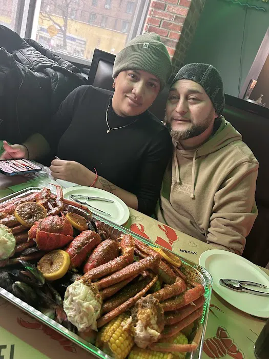 Hook & Reel Cajun Seafood & Bar Picture 7
