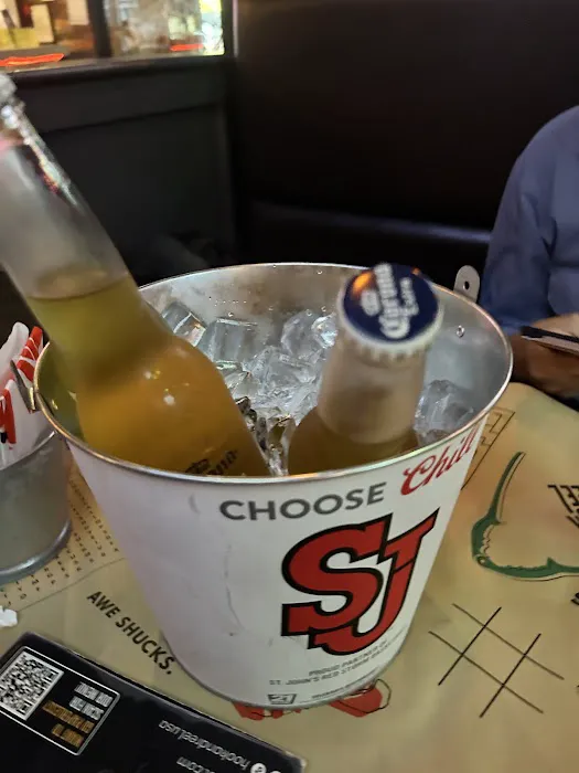 Hook & Reel Cajun Seafood & Bar Picture 5