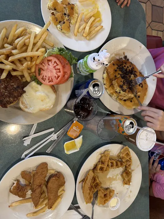 Ellie's Diner Picture 2