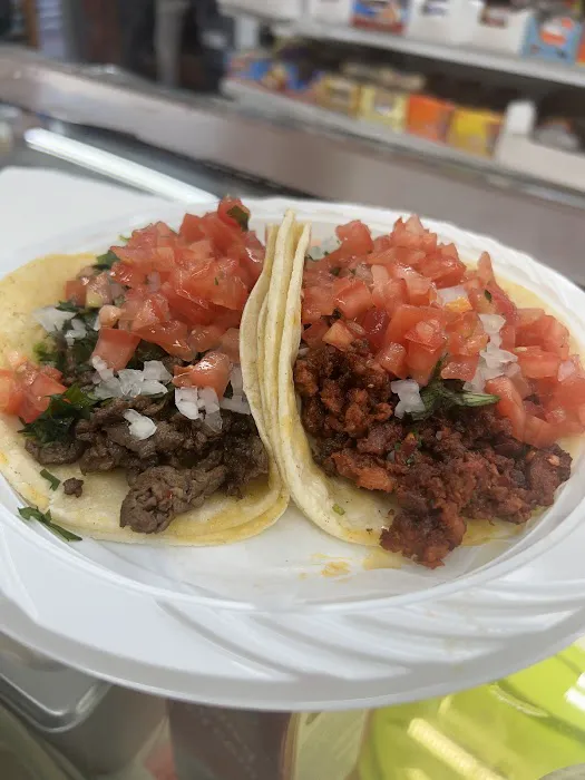 Sofi'Mv Tacos Picture 2