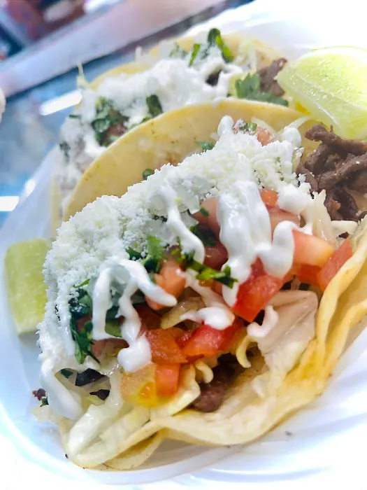 Sofi'Mv Tacos Picture 5