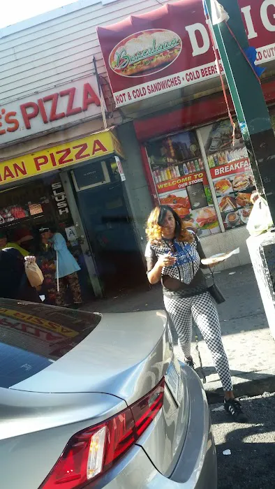 Yankee’s Pizza Picture 8