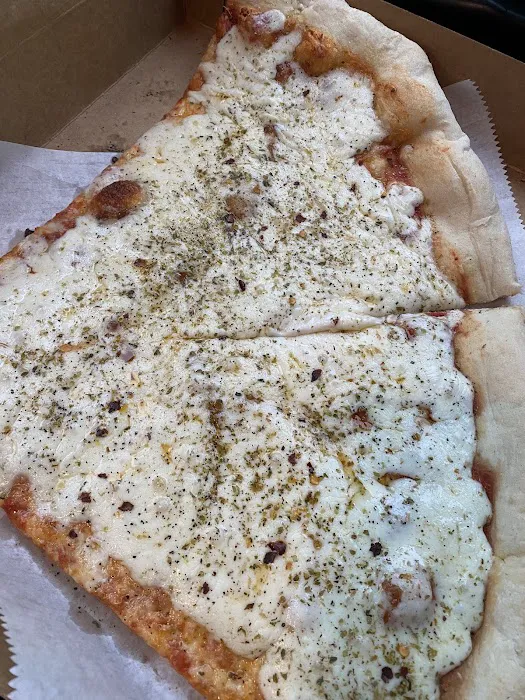 Laconia Pizzeria Picture 4
