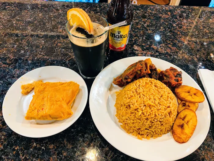 EazyLife Restaurant & Lounge - West African Cuisine Picture 10
