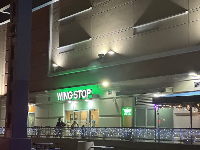 Wingstop Picture 2