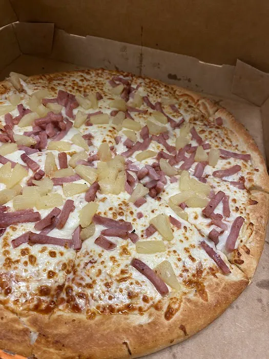 Little Caesars Pizza Picture 2