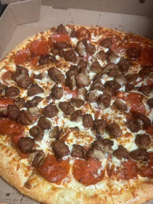 Little Caesars Pizza Picture 7
