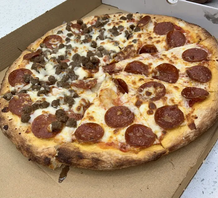 Aldus Pizza Picture 4