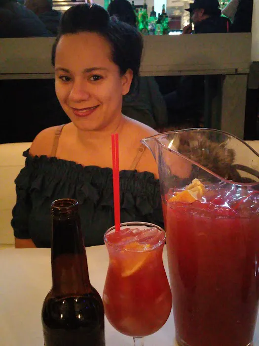 Isla Cafe Picture 8