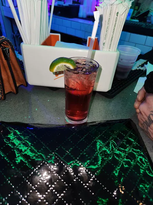 Isla Cafe Picture 2