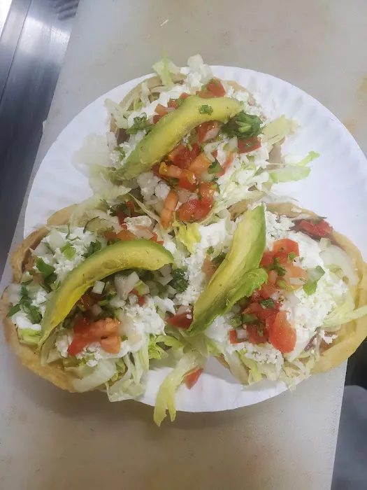 Taqueria Nachos Picture 5