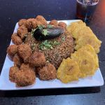 Pa’ Caleta Bar & Grill