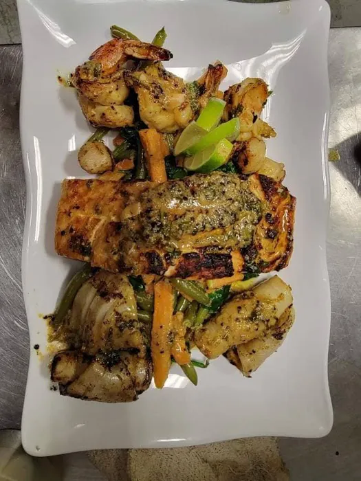 C lounge & Grill Picture 1