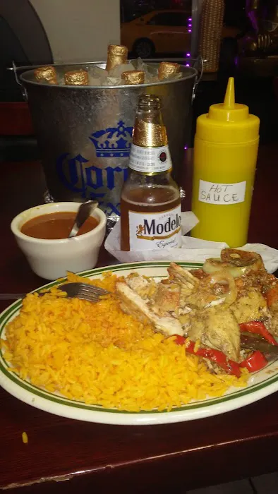 Las Mella's Restaurant Picture 3