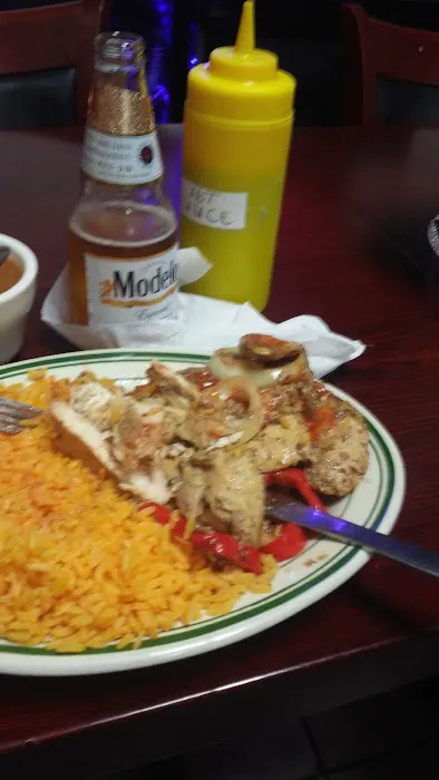 Las Mella's Restaurant Picture 2