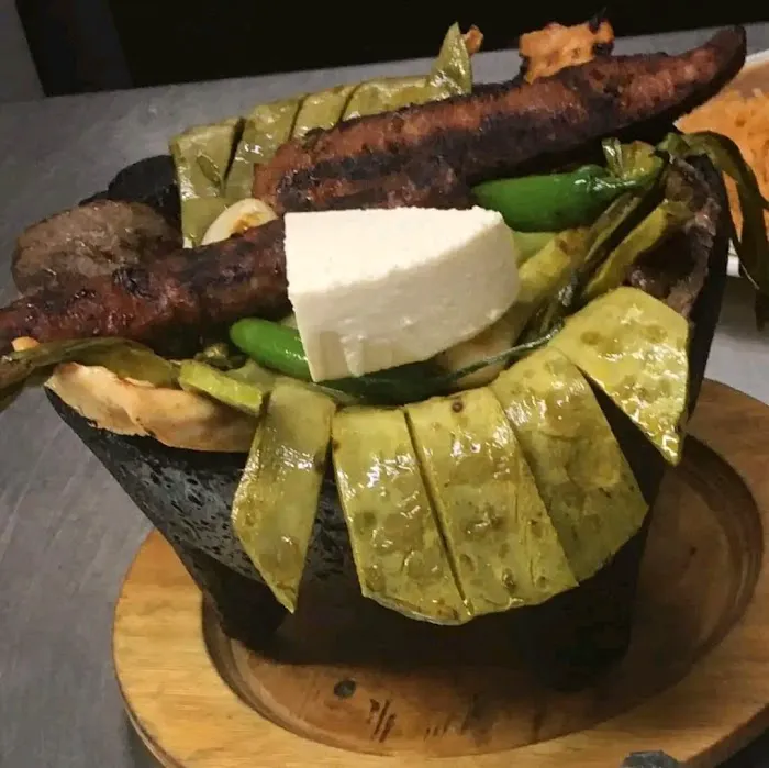 El Molcajete Picture 1