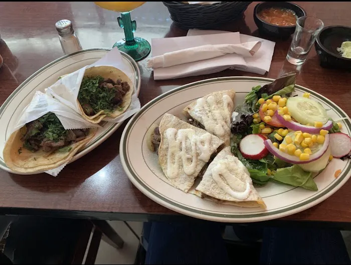 El Molcajete Picture 7
