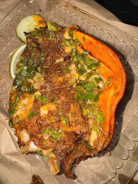 Totopos Taqueria Picture 10