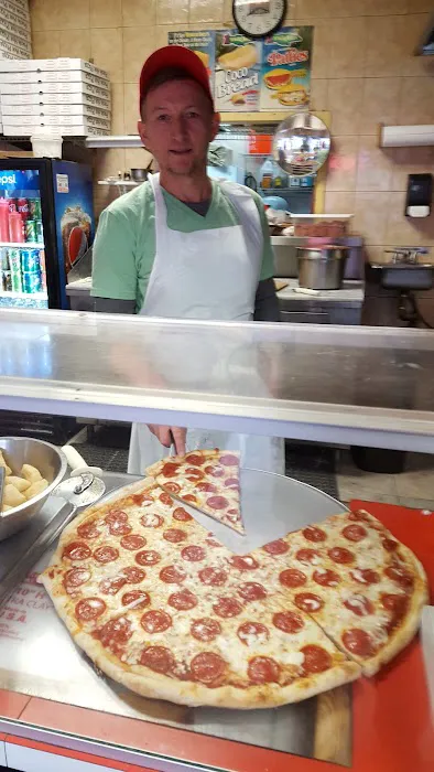 Joe's Pizza Picture 10