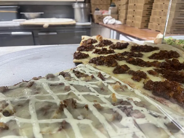 Tetaj Brothers Pizzeria Picture 1