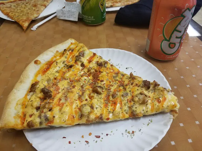 Tetaj Brothers Pizzeria Picture 10