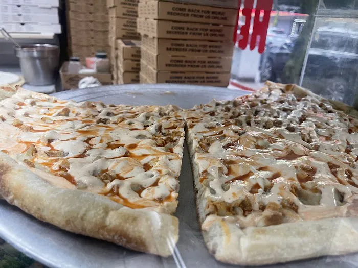 Tetaj Brothers Pizzeria Picture 2