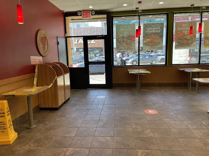 Popeyes Louisiana Kitchen Picture 2