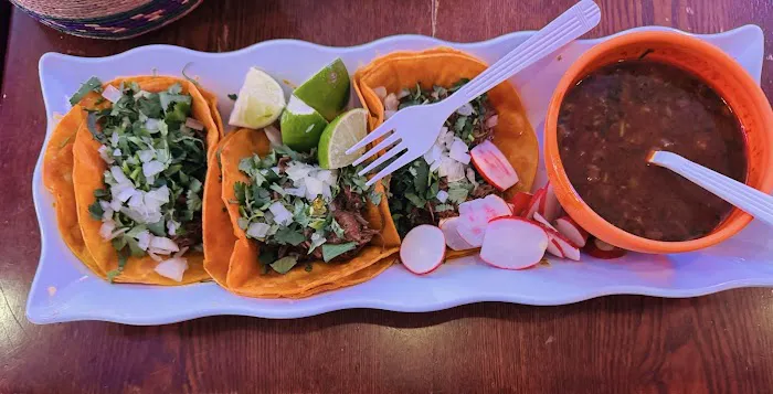 Xochimilco Family Restaurant Picture 3