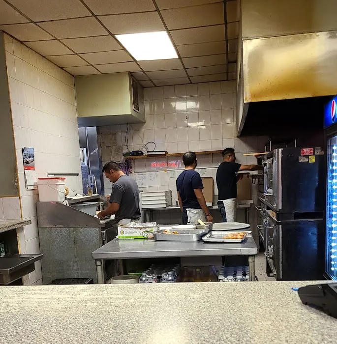 Circle Pizza Picture 5