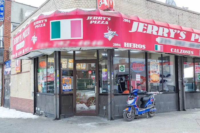 Jerry's Pizzeria Picture 2