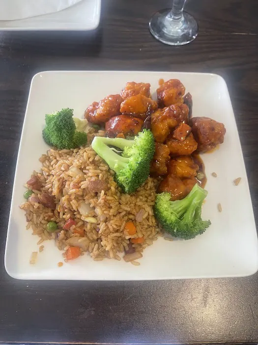 Lin’s Asian Cuisine Picture 6