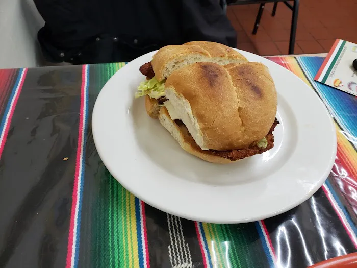 La Lupita Picture 4