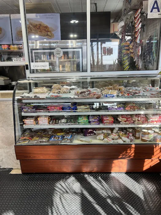 Ali's Roti Shop Picture 3