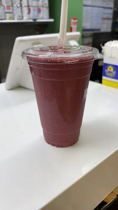 Adames Juice Bar Picture 3