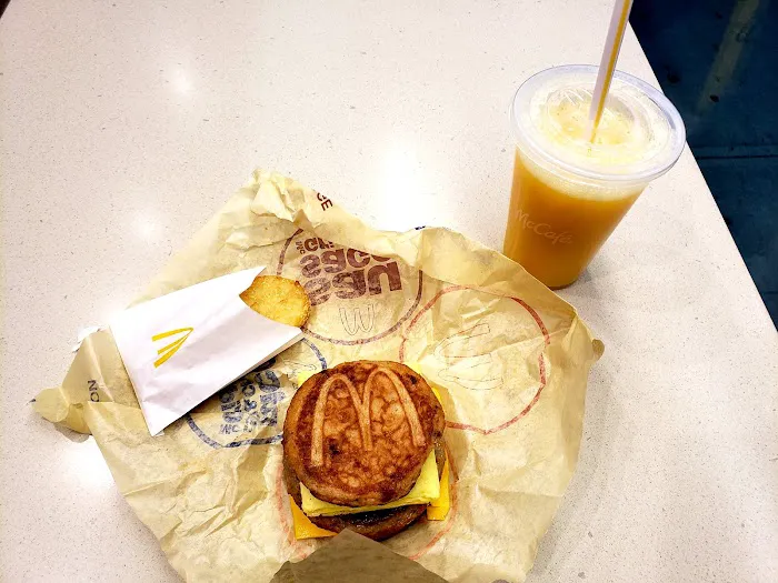McDonald's Picture 2