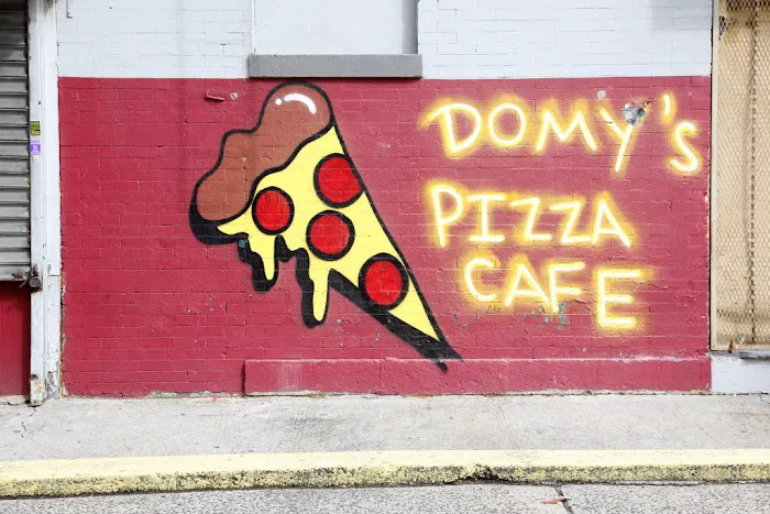 Domy's Pizza Cafe Picture 2
