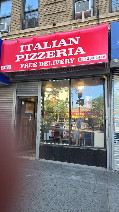 Italian pizzeria Picture 3