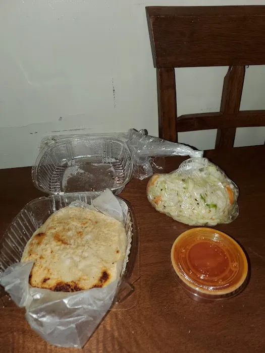 El Salvadoreño Picture 2