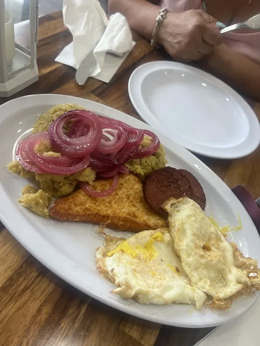Gustitos Latino Restaurant Picture 4